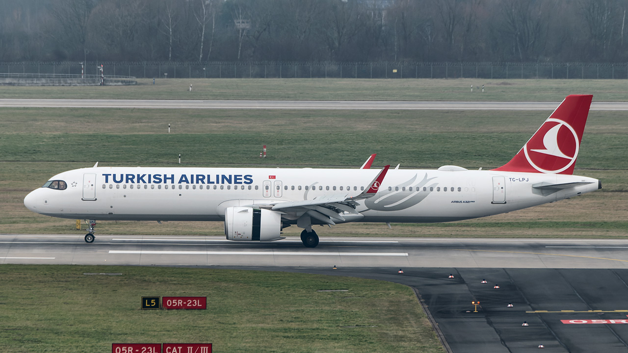 TC-LPJ Turkish Airlines Airbus A321-200neo