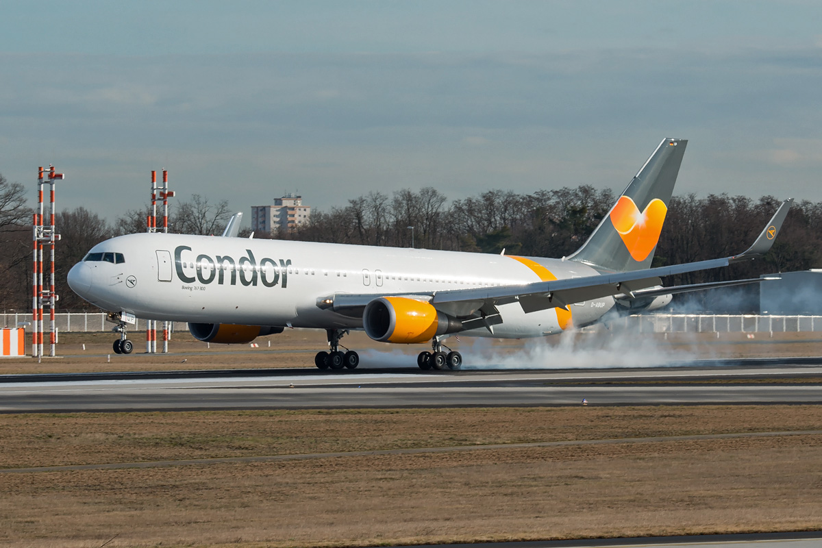 D-ABUP Condor Boeing 767-300(ER)