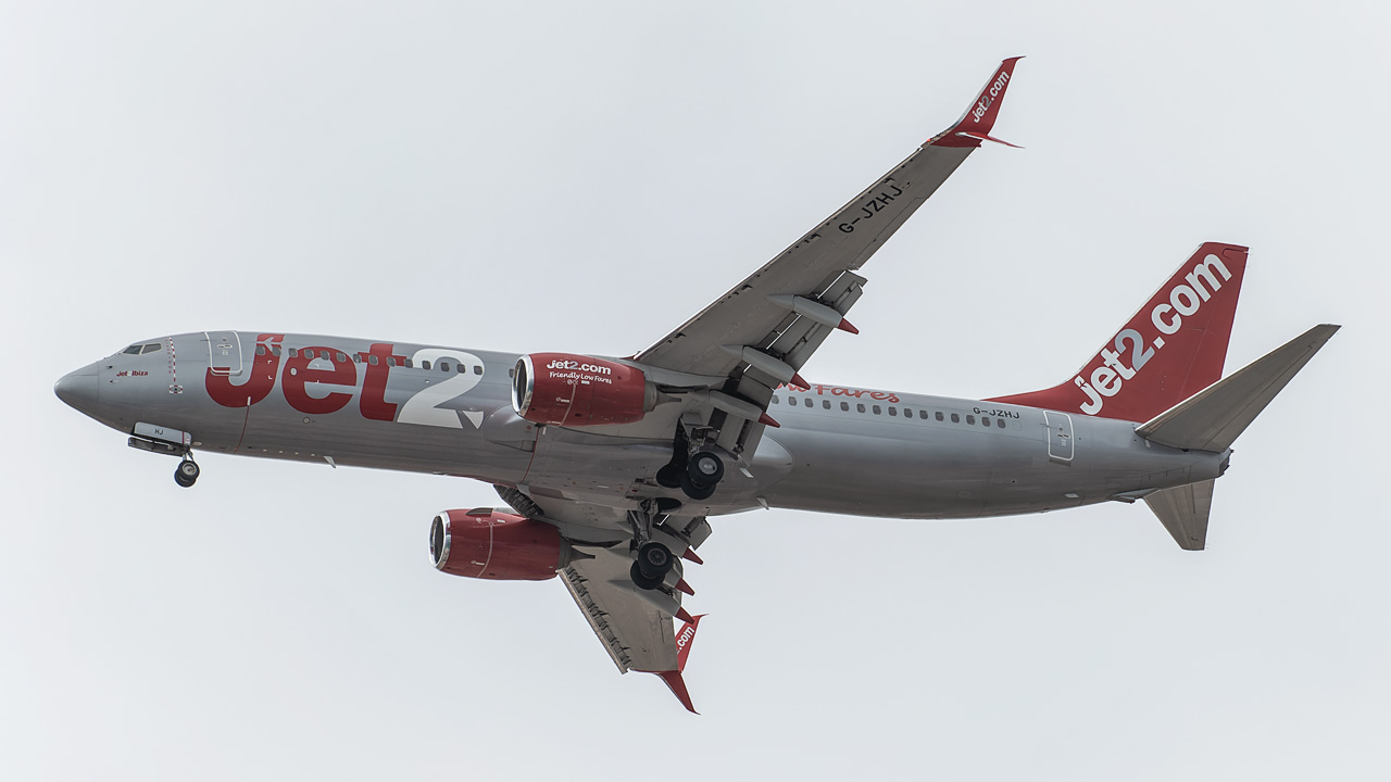 G-JZHJ Jet2 Boeing 737-800