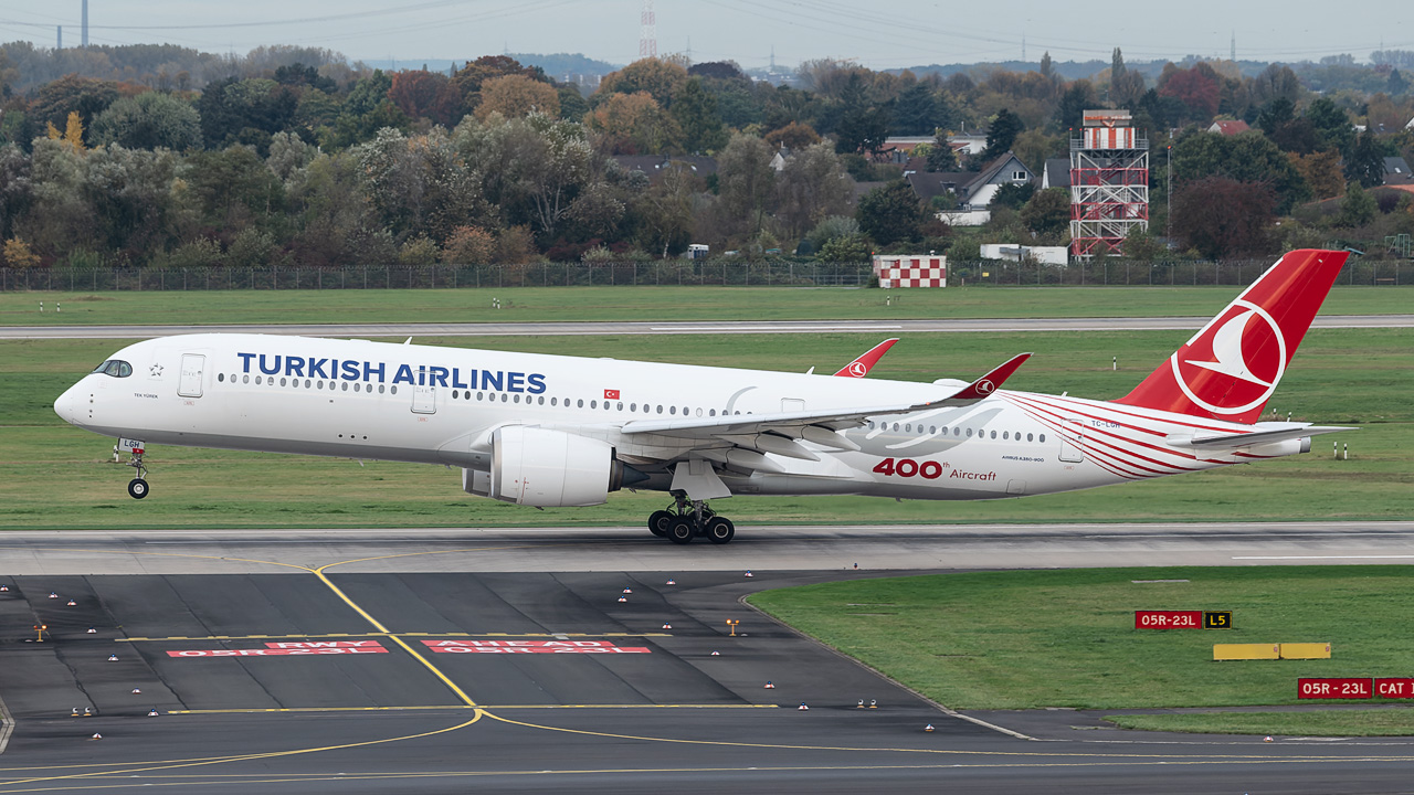 TC-LGH Turkish Airlines Airbus A350-900