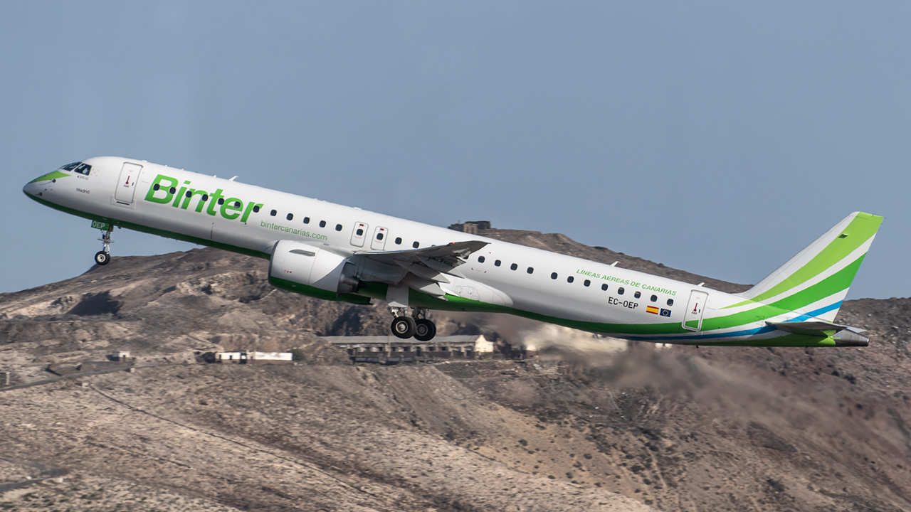 EC-OEP Binter Canarias Embraer ERJ-195 E2