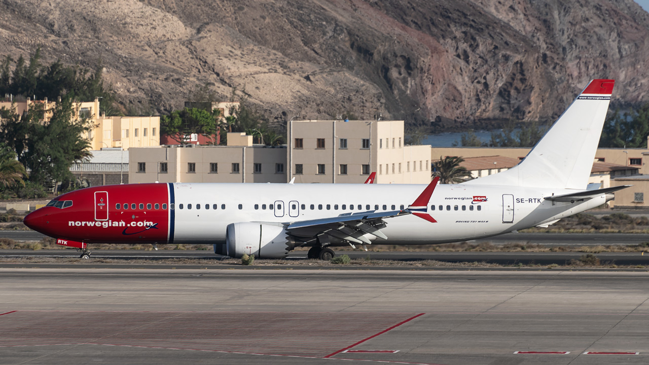 SE-RTK Norwegian Air Shuttle Boeing 737 MAX 8