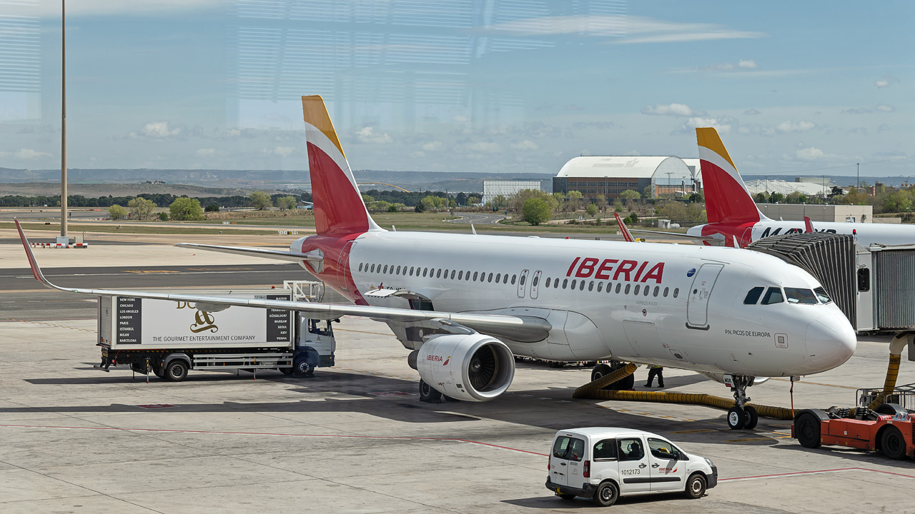 EC-MDK Iberia Airbus A320-200/S