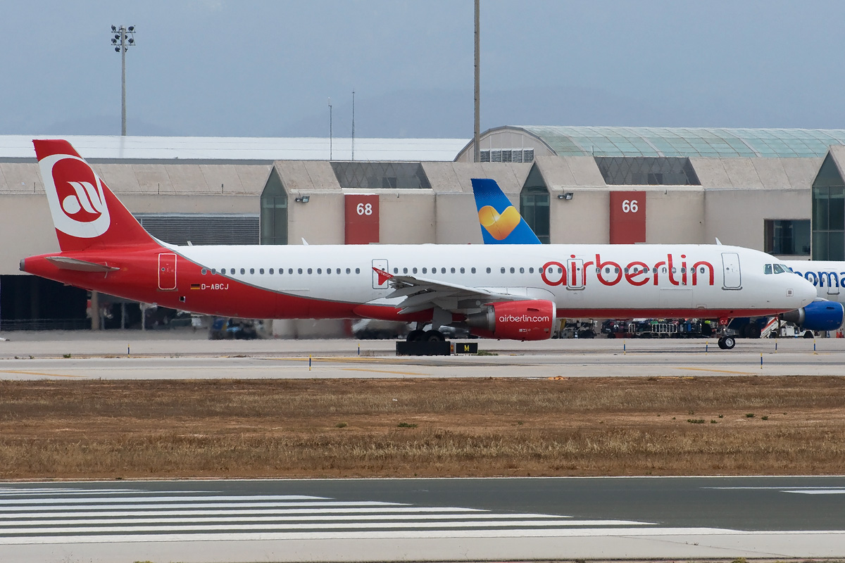 D-ABCJ Air Berlin Airbus A321-200