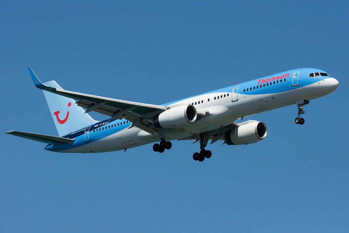 G-BYAY Thomson Airways Boeing 757-200