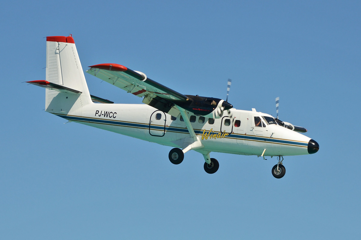 PJ-WCC Winair (Winward Islands Airways) De Havilland Canada DHC-6-300 Twin Otter