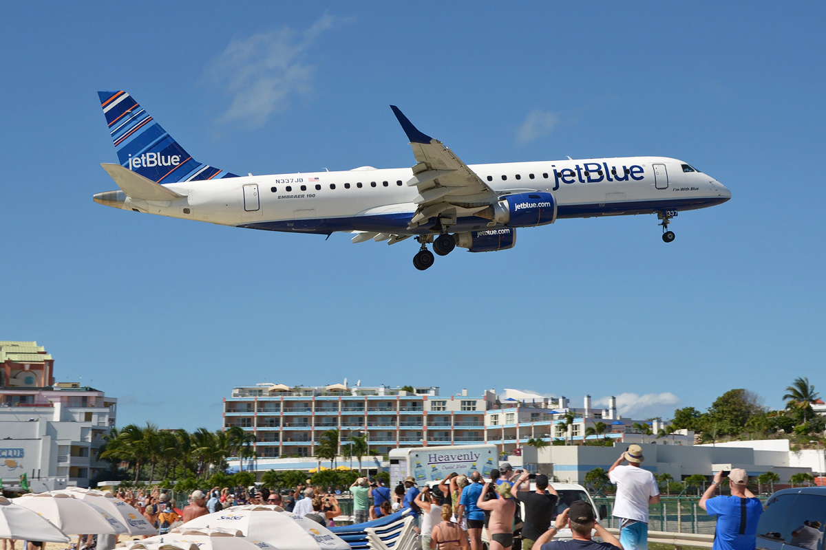 N337JB jetBlue Embraer ERJ-190