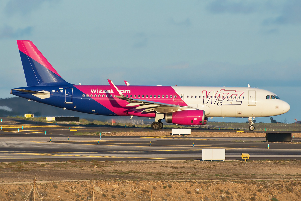 HA-LYR Wizz Air Airbus A320-200/S