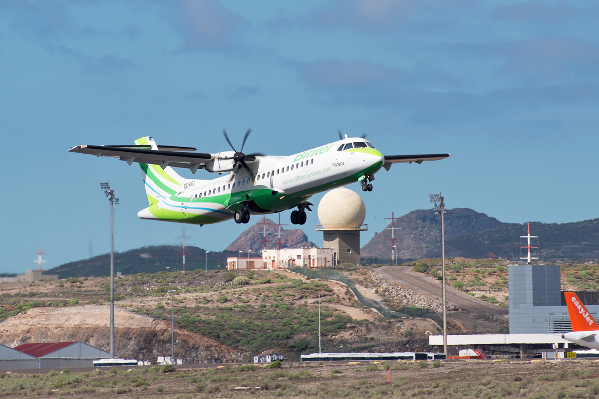 EC-KGJ Binter Canarias Aérospatiale ATR-72-200