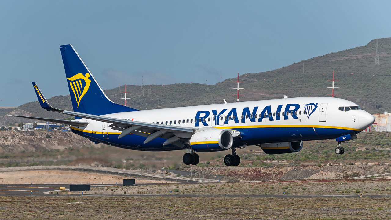 9H-QEP Ryanair (Malta Air) Boeing 737-800