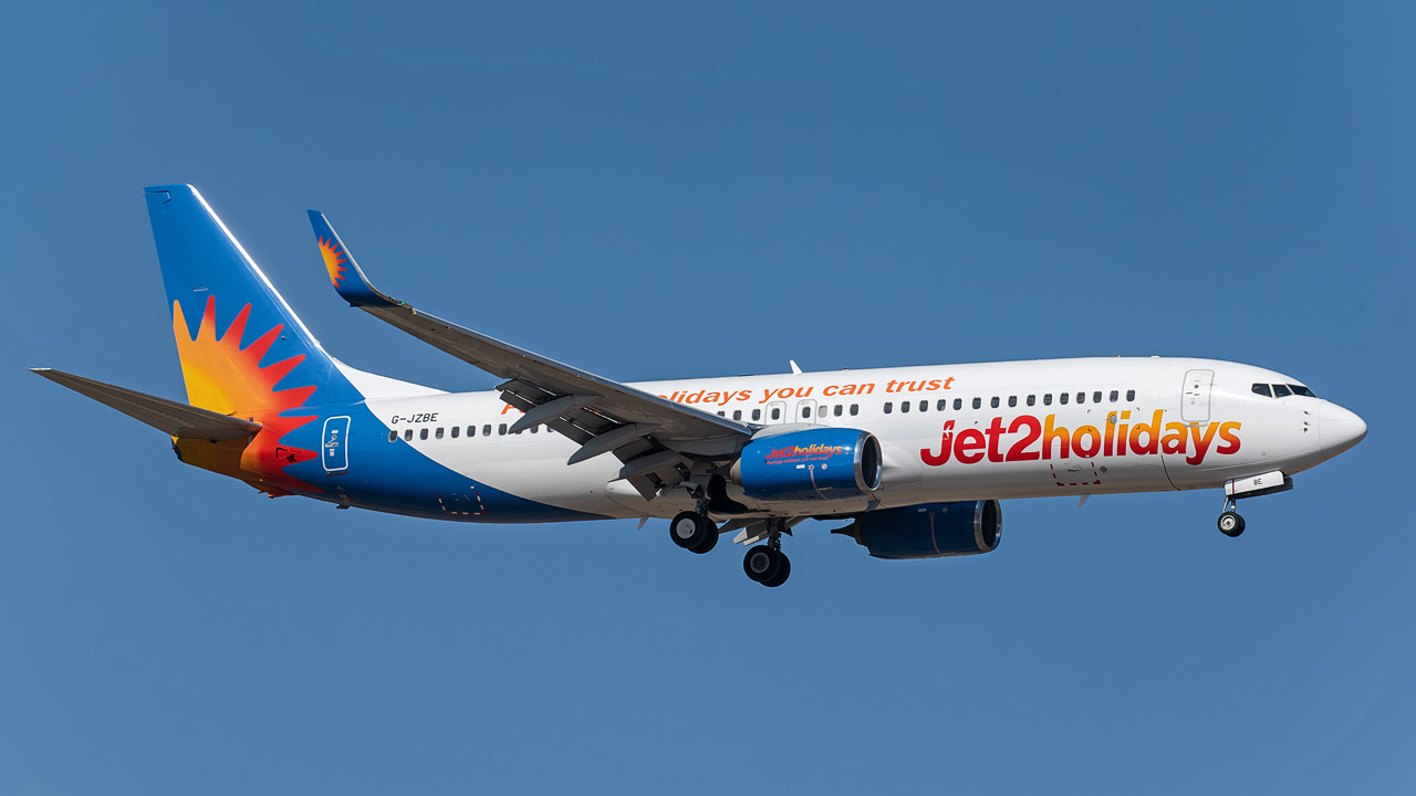 G-JZBE Jet2 holidays Boeing 737-800