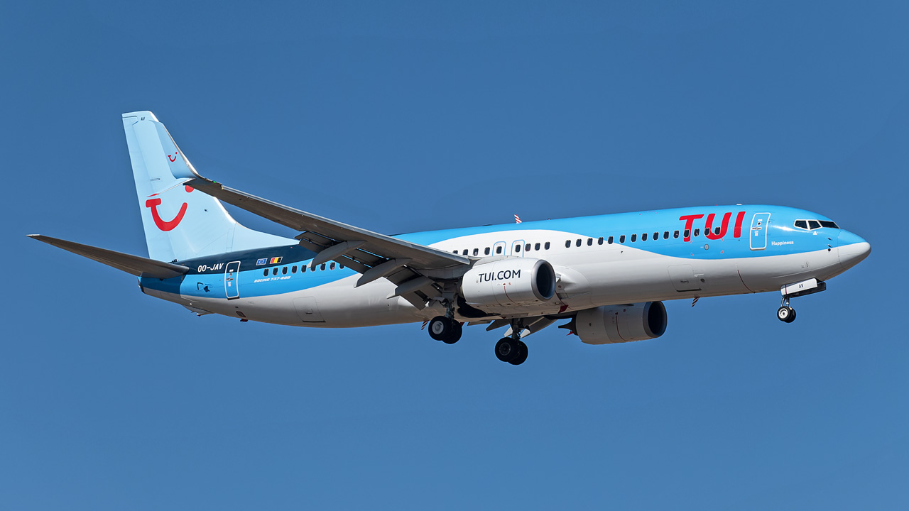 OO-JAV TUI Airlines Belgium Boeing 737-800