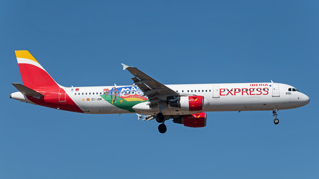 EC-JDM Iberia Express Airbus A321-200